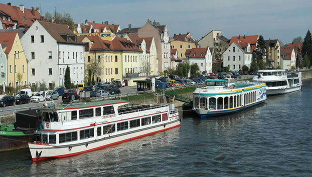 Visite Guidée Privée de Ratisbonne Incluant une Promenade en Bateau sur le Danube - Photo 2
