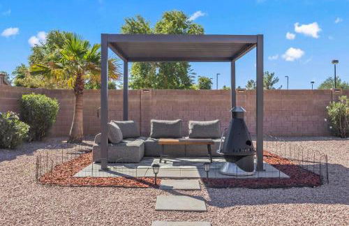 Heated Pool, Hot Tub, Games & more! - Photo 29