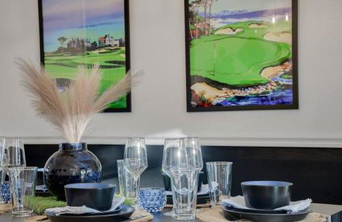 5min drive to AN Golf Club l Pet-Friendly l Big Backyard, BBQ & Fun Activities - Foto 43