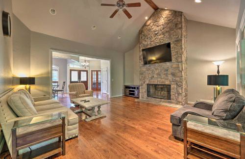 Bentonville Home with Pool Table, 2 Mi to Downtown! - Foto 3