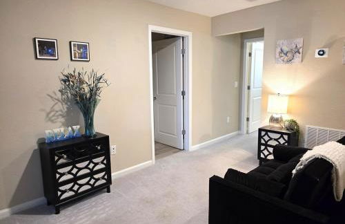 Relaxing Modern 3 BR Home - Queen Bd - North JAX - Foto 22