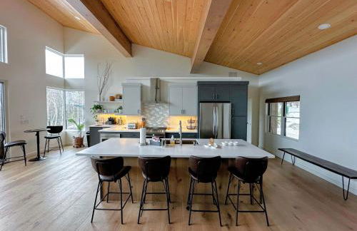 1A Maple Lodge Stunning luxury Scandinavian style home with great views - Foto 10