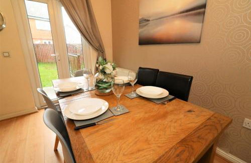 Signature - Angus House Glasgow - Photo 24