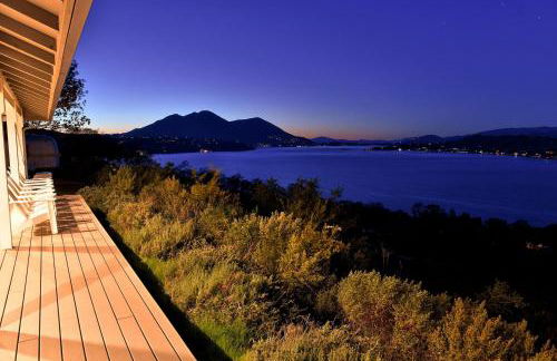 Vineyard Setting With 180 Panoramic Lake Views - Foto 10