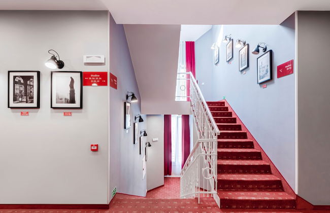 Revelton Studios Prague - Foto 59