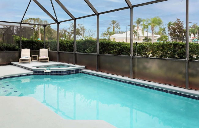 Mickey's Hide Away Screened-in Pool - Foto 27