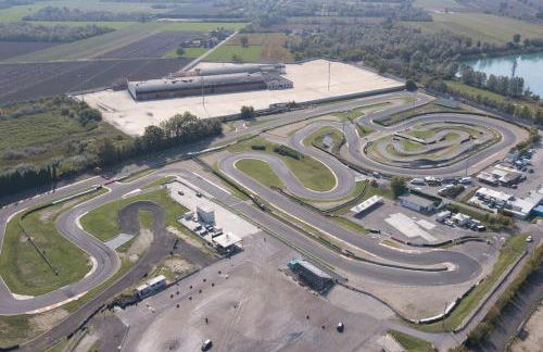 CASA OLTREPO comodo centrale ma silenzioso parcheggio interno - Foto 24