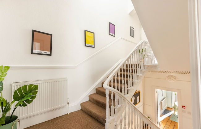 5-bed House With Distant sea Views in Plymouth - Foto 31