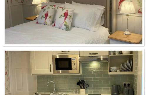 Blacksmiths Cottages - Photo 43