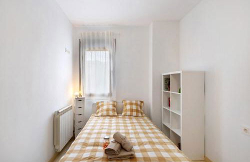 Modern and renewed Apartament Florí - Foto 21