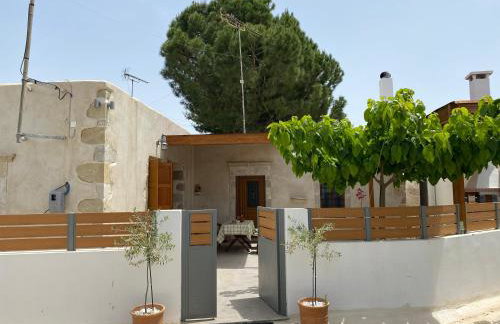 Avli House Vori - Photo 3