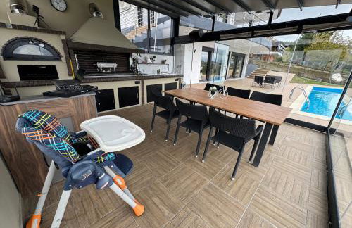 Luxury Villa Rafaela Οικογενειακή βίλα με ιδιωτική πισίνα, BBQ κ παιχνίδια Ιδανική για οικογένειες με παιδια - Foto 49