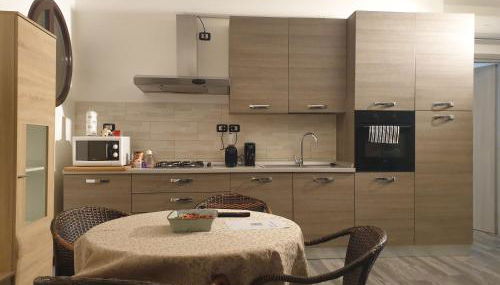 Angela's Attic - Photo 4, stove, pet friendly, toaster, minibar