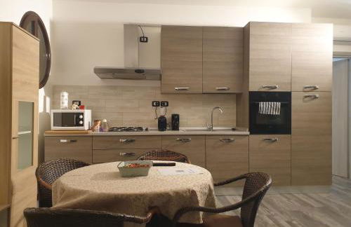 Angela's Attic - Photo 4