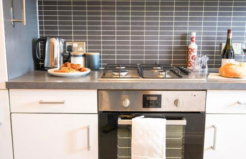 Luxury 3 Bedroom Welsh Valley Retreat With Superfast Wifi - Photo 6