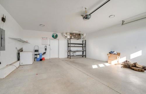 Walk to Moses Lake! Family Home with Fenced Yard - Foto 25