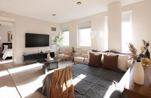 RARE Luxurious Apartment 1 Block From Time Square - Foto 32