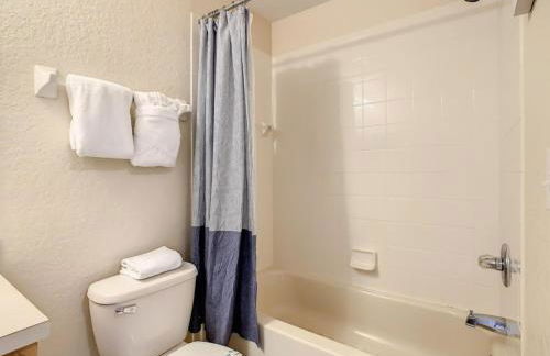 Spacious Regal Oaks Townhome by Disney - Foto 34