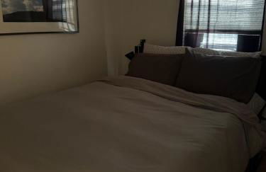 Modern Stay in Downtown Jersey City, Close to NYC! - Foto 22