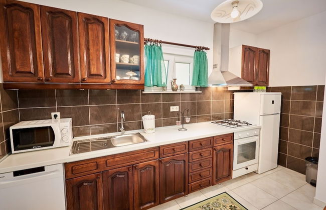 Jere -a Family Apartment - A - Photo 4