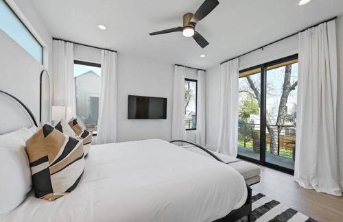 East Austin 5BR w Private Pool Rooftop & Views - Foto 27