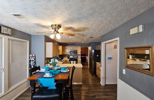 Friends & Family Suburban Retreat - Foto 23