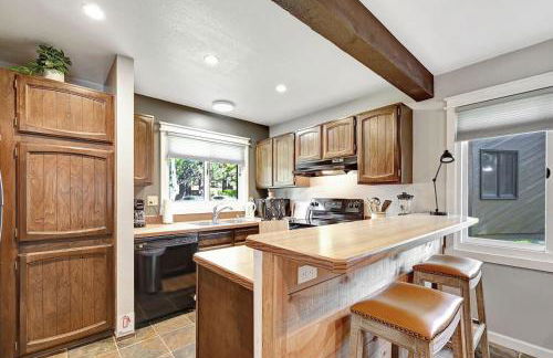 Mountain Condo | Spa Pool and Ski Shuttle Access - Foto 4