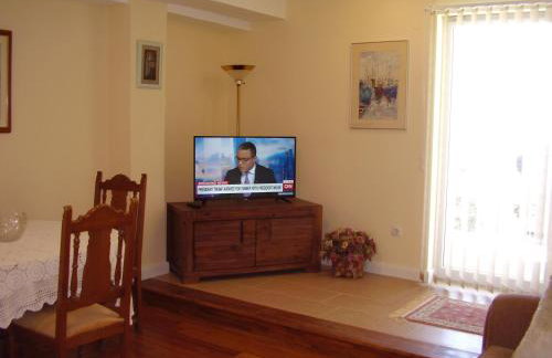 Water view brand new Apartment, short stroll to beach, peaceful! - Foto 5