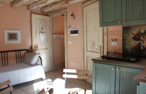 Il noce e la strega - Foto 9