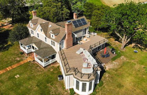 Riverfront Gem with Fire Pit in Eden - Foto 44