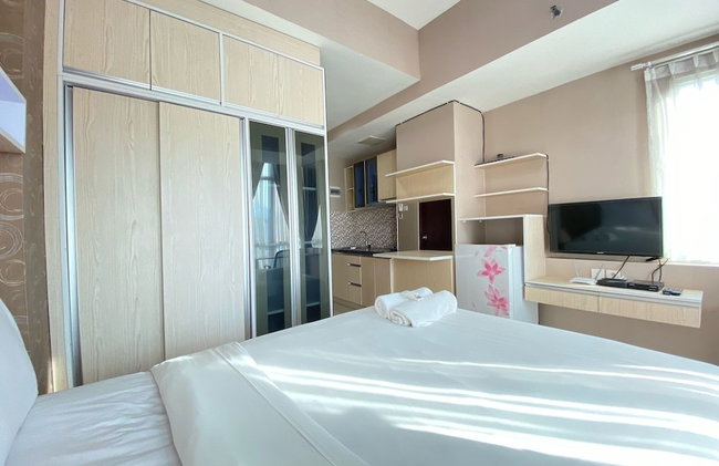 Cozy Studio Corner Room At Taman Melati Jatinangor Apartment - Foto 16
