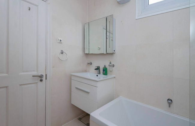 Ground Floor Apartment - Private Garden - Foto 15