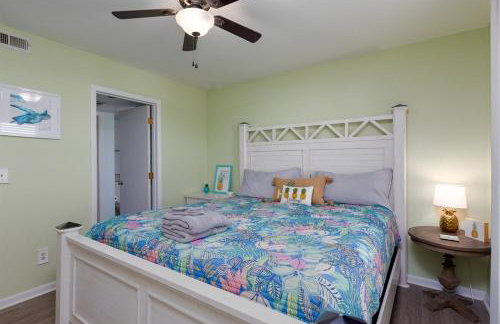 The Salty Pineapple- Ocean Views & Beach Access - Foto 43
