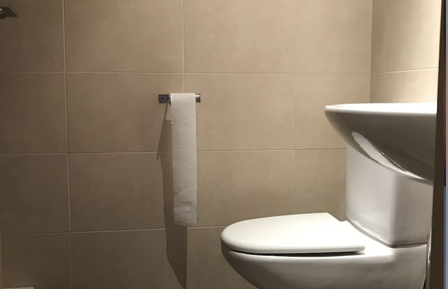 Stunning 2-bed Apartment in Pego - Photo 6