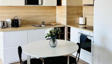 T2 cosy, calme avec balcon, parking et Netflix - Foto 3