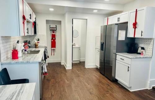 Holly Jolly Historic Home Where Its Always XMAS - Foto 47