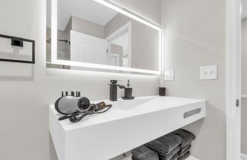 Luxe Family Oasis 7 beds 2 and a half Spa like Baths Sleeps 14 - Foto 25