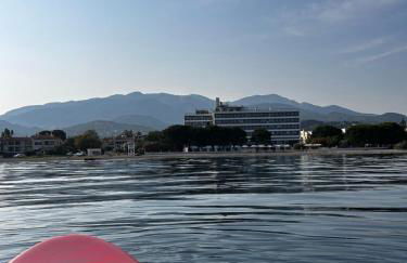 A-CLASS APARTMENT,near the sea & Patras University - Photo 28