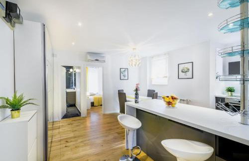 Superior Central Stay - Photo 62