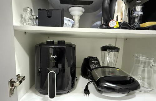 Central novo, andar alto-2quartos com Ar-Cond Q e F - Foto 8