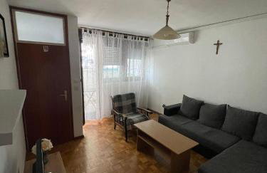 Mandic Apartment - Self check-in - Free Parking - Free WiFi - Fully Air-Conditioned - Foto 14