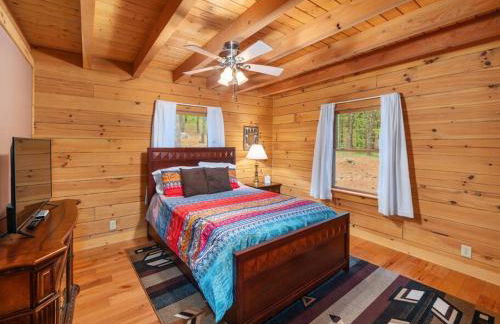 Gated neighborhood - Hot Tub & Fire Pit - Photo 38