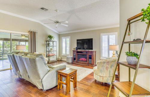 Near Golf Courses Home with Sunroom in The Villages - Foto 1