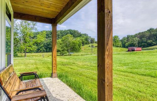 Lazy River Cabin, River Front, Hot Tub, WIFI, 560 in FREE Attraction tickets each paid day! - Foto 51