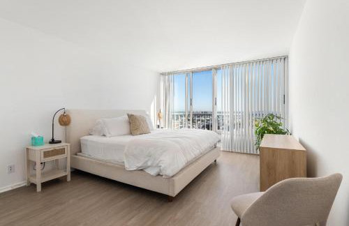 The violet-Santa Monica highrise beach front&view - Foto 21