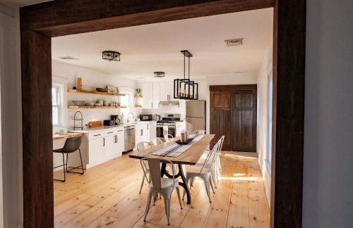 Very Cozy, 2 Bedroom Farmhouse Apartment 2nd FL - Foto 10