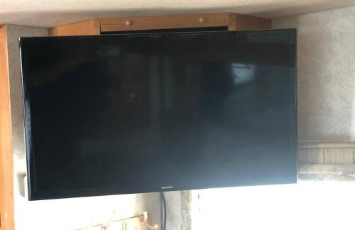 Private 1-bedroom RV, direct bus to NYC Manhattan only 2 blocks away, MetLife Stadium FIFA World Cup 25 minutes away - Foto 16