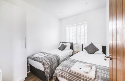 Rowan Lodge - Photo 8