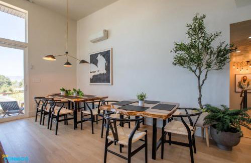 Gathering Place Hot Tub Game rooms - Photo 9