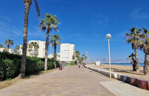 Seafront House,Sea Views,Pool and BBQ, Airport 10 mns - Photo 20